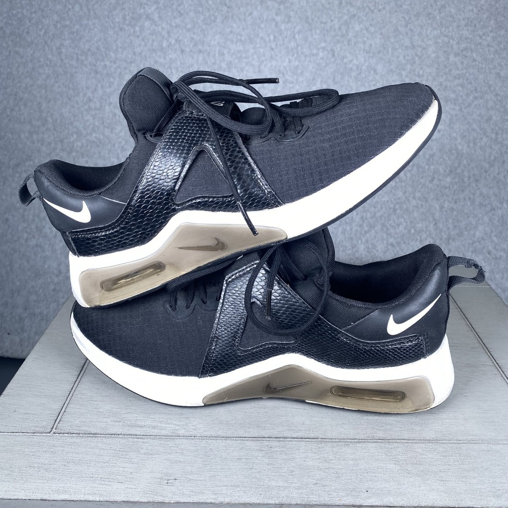 Nike Air Max Bella TR 5 Womens 8.5 Black Sneakers Training Shoes DD9285-010